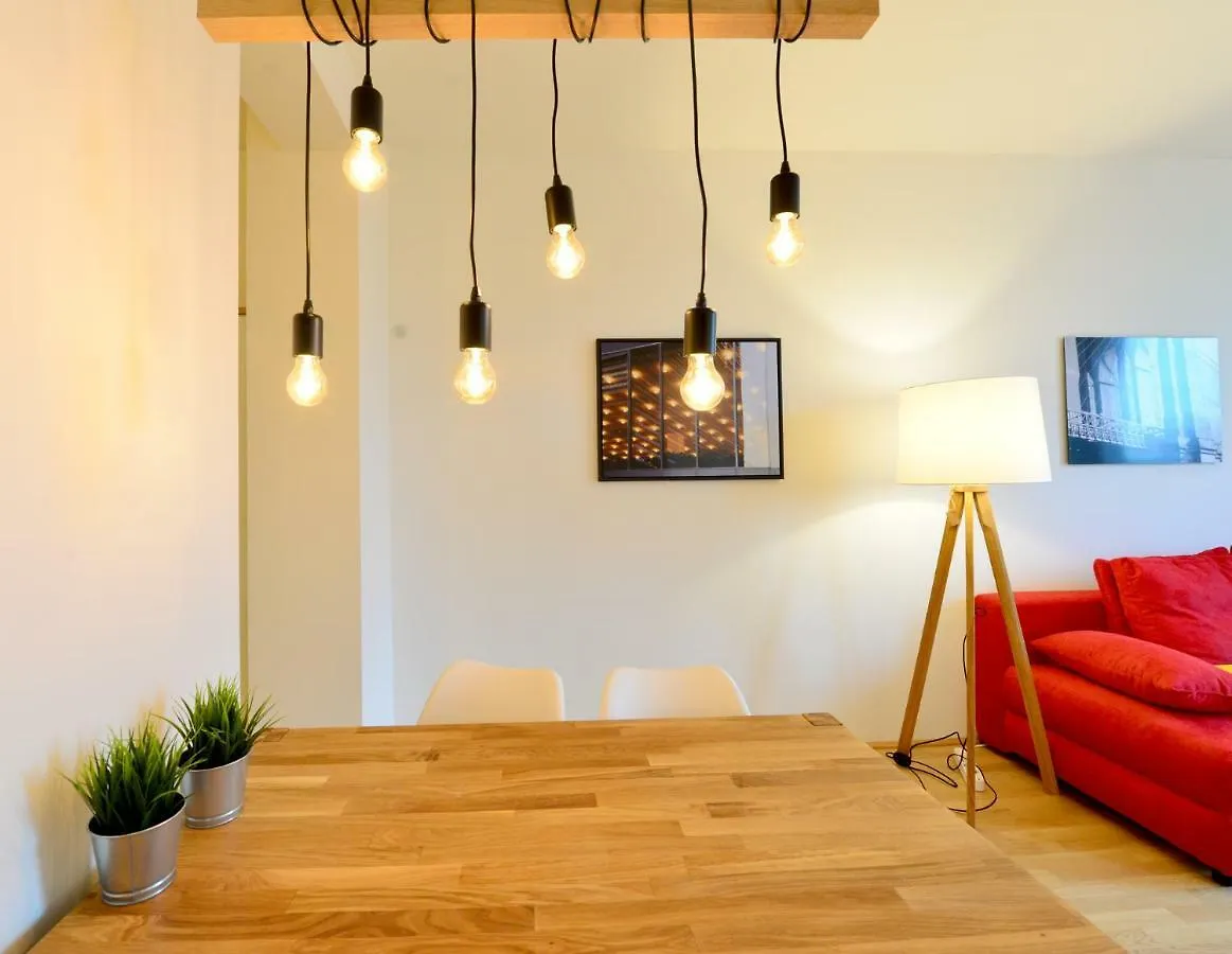 Self-Check-In With View & Free Parking Apartment Vienna
