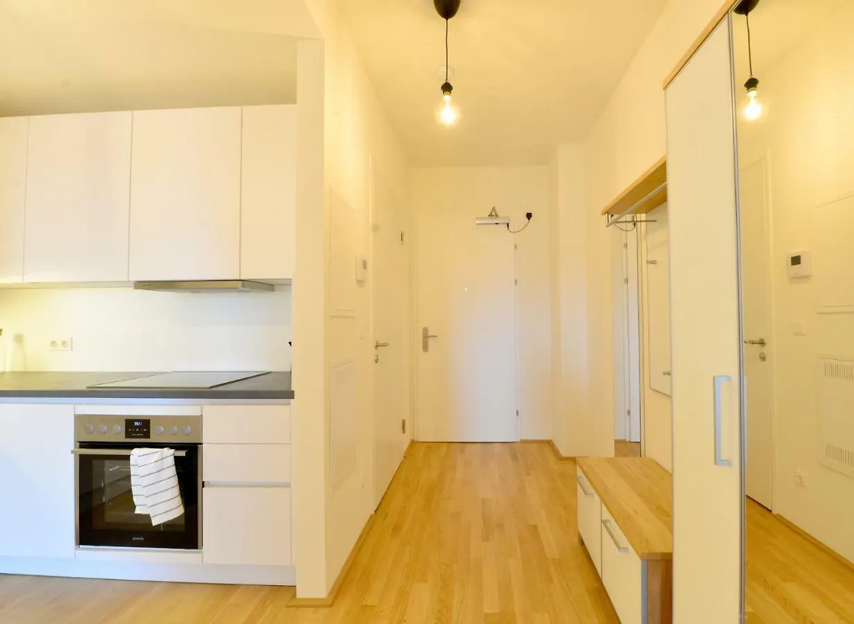 Self-Check-In With View & Free Parking Apartment Vienna